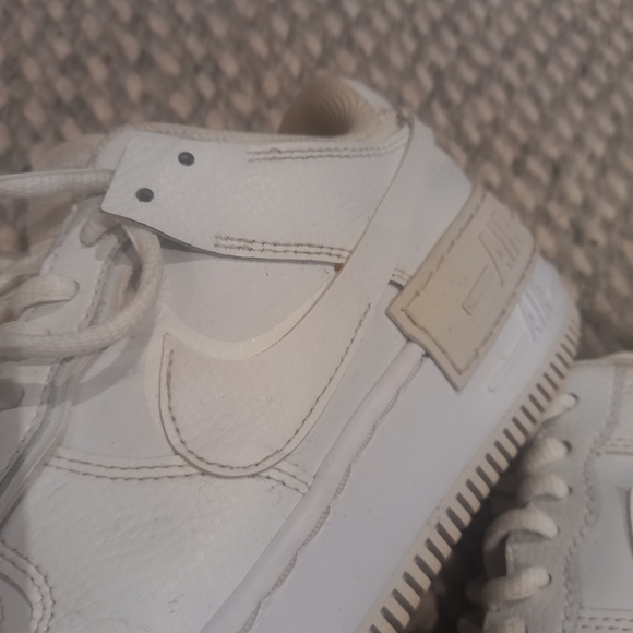 White Nike Airforce 1 triple shadow white nice chunky sole - Picture 3 of 4